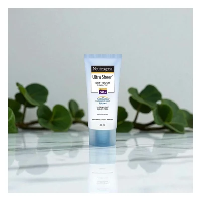 Neutrogena Ultra Sheer Dry-Touch Sunblock SPF50++ - 88ml