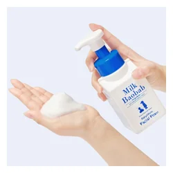 glowxin-milk-baobab-baby-and-kids-facial-foam-300-ml-2.webp